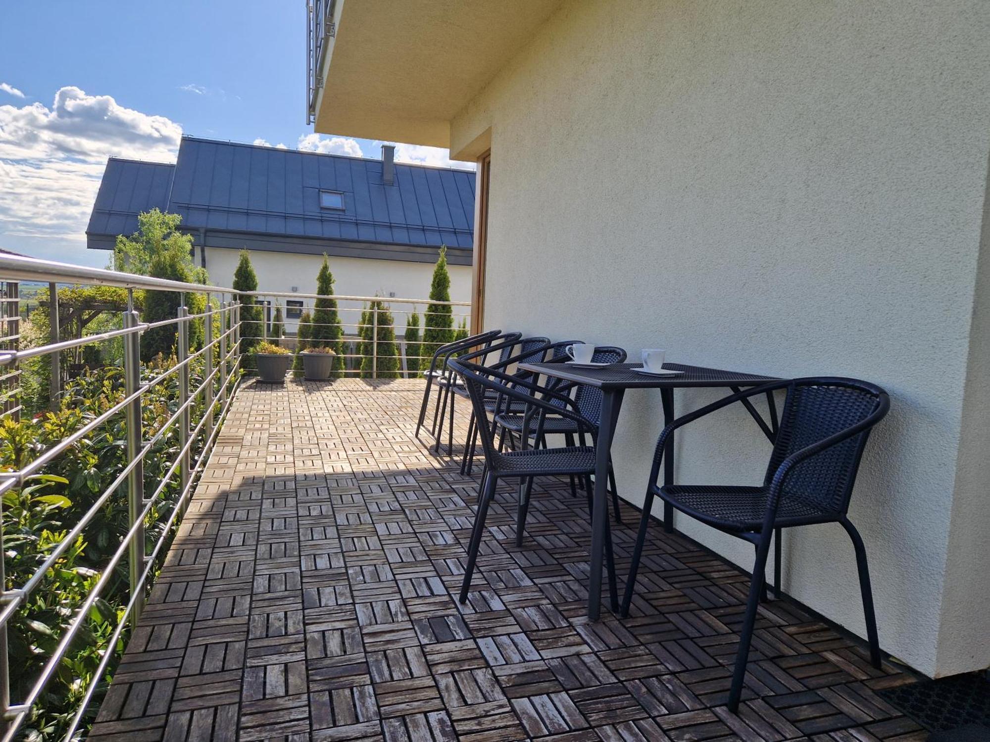 Dovolenkovy Dom Active & Relax Apartment Велка Ломница Екстериор снимка