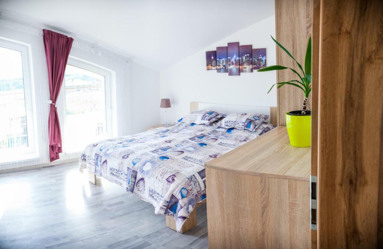 Dovolenkovy Dom Active & Relax Apartment Велка Ломница Екстериор снимка